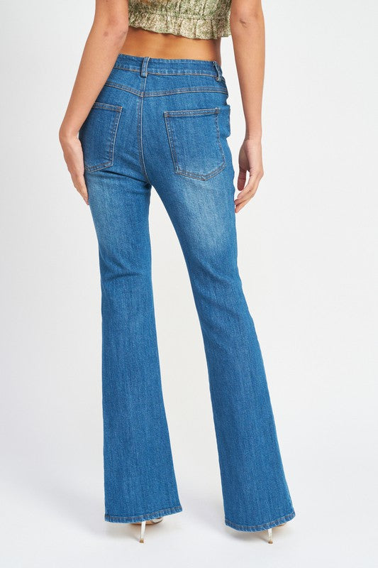 #FeelinAlive - Flared Jeans With Slits