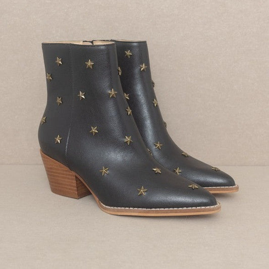 #StarStudded -  Western Boots